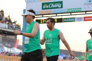 BIB: 889, 52097
                            <button type="button" onclick="openModal(10535180)" class="btn btn-primary btn-sm float-right btn-popup" data-toggle="modal" data-target=".modal-high-quality">
                        <i class="fas fa-shopping-cart"></i> Add to Cart
                    </button>
                                            <button type="button" onclick="isThisMe(10535180, true)" class="btn btn-success btn-sm float-right btn-popup btn-isme hidden" data-toggle="tooltip" data-placement="bottom" title="นี่คือรูปของคุณใช่ไหม คลิกที่นี่เพื่อเอาเข้าอัลบั้ม">
                        <i class="fas fa-plus"></i> Add to album
                    </button>
                    <button type="button" onclick="isThisMe(10535180, false)" class="btn btn-warning btn-sm float-right btn-popup btn-isnotme hidden">
                        <i class="fas fa-ban"></i> Remove from album
                    </button>