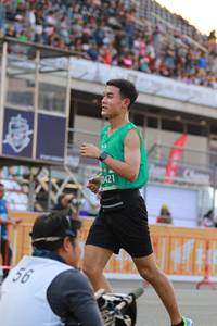 BIB: 0421
                            <button type="button" onclick="openModal(10532400)" class="btn btn-primary btn-sm float-right btn-popup" data-toggle="modal" data-target=".modal-high-quality">
                        <i class="fas fa-shopping-cart"></i> Add to Cart
                    </button>
                                            <button type="button" onclick="isThisMe(10532400, true)" class="btn btn-success btn-sm float-right btn-popup btn-isme hidden" data-toggle="tooltip" data-placement="bottom" title="นี่คือรูปของคุณใช่ไหม คลิกที่นี่เพื่อเอาเข้าอัลบั้ม">
                        <i class="fas fa-plus"></i> Add to album
                    </button>
                    <button type="button" onclick="isThisMe(10532400, false)" class="btn btn-warning btn-sm float-right btn-popup btn-isnotme hidden">
                        <i class="fas fa-ban"></i> Remove from album
                    </button>