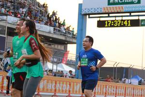 BIB: 173741, 018, 1631
                            <button type="button" onclick="openModal(10535759)" class="btn btn-primary btn-sm float-right btn-popup" data-toggle="modal" data-target=".modal-high-quality">
                        <i class="fas fa-shopping-cart"></i> Add to Cart
                    </button>
                                            <button type="button" onclick="isThisMe(10535759, true)" class="btn btn-success btn-sm float-right btn-popup btn-isme hidden" data-toggle="tooltip" data-placement="bottom" title="นี่คือรูปของคุณใช่ไหม คลิกที่นี่เพื่อเอาเข้าอัลบั้ม">
                        <i class="fas fa-plus"></i> Add to album
                    </button>
                    <button type="button" onclick="isThisMe(10535759, false)" class="btn btn-warning btn-sm float-right btn-popup btn-isnotme hidden">
                        <i class="fas fa-ban"></i> Remove from album
                    </button>