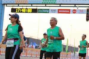 BIB: 5042, 50674, 50340
                            <button type="button" onclick="openModal(10538181)" class="btn btn-primary btn-sm float-right btn-popup" data-toggle="modal" data-target=".modal-high-quality">
                        <i class="fas fa-shopping-cart"></i> Add to Cart
                    </button>
                                            <button type="button" onclick="isThisMe(10538181, true)" class="btn btn-success btn-sm float-right btn-popup btn-isme hidden" data-toggle="tooltip" data-placement="bottom" title="นี่คือรูปของคุณใช่ไหม คลิกที่นี่เพื่อเอาเข้าอัลบั้ม">
                        <i class="fas fa-plus"></i> Add to album
                    </button>
                    <button type="button" onclick="isThisMe(10538181, false)" class="btn btn-warning btn-sm float-right btn-popup btn-isnotme hidden">
                        <i class="fas fa-ban"></i> Remove from album
                    </button>