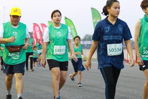 BIB: 53011, 50556, 52090
                            <button type="button" onclick="openModal(10539255)" class="btn btn-primary btn-sm float-right btn-popup" data-toggle="modal" data-target=".modal-high-quality">
                        <i class="fas fa-shopping-cart"></i> Add to Cart
                    </button>
                                            <button type="button" onclick="isThisMe(10539255, true)" class="btn btn-success btn-sm float-right btn-popup btn-isme hidden" data-toggle="tooltip" data-placement="bottom" title="นี่คือรูปของคุณใช่ไหม คลิกที่นี่เพื่อเอาเข้าอัลบั้ม">
                        <i class="fas fa-plus"></i> Add to album
                    </button>
                    <button type="button" onclick="isThisMe(10539255, false)" class="btn btn-warning btn-sm float-right btn-popup btn-isnotme hidden">
                        <i class="fas fa-ban"></i> Remove from album
                    </button>