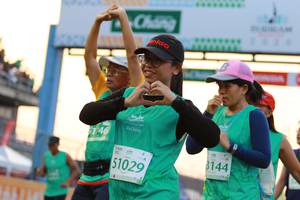 BIB: 3144, 51029
                            <button type="button" onclick="openModal(10535491)" class="btn btn-primary btn-sm float-right btn-popup" data-toggle="modal" data-target=".modal-high-quality">
                        <i class="fas fa-shopping-cart"></i> Add to Cart
                    </button>
                                            <button type="button" onclick="isThisMe(10535491, true)" class="btn btn-success btn-sm float-right btn-popup btn-isme hidden" data-toggle="tooltip" data-placement="bottom" title="นี่คือรูปของคุณใช่ไหม คลิกที่นี่เพื่อเอาเข้าอัลบั้ม">
                        <i class="fas fa-plus"></i> Add to album
                    </button>
                    <button type="button" onclick="isThisMe(10535491, false)" class="btn btn-warning btn-sm float-right btn-popup btn-isnotme hidden">
                        <i class="fas fa-ban"></i> Remove from album
                    </button>