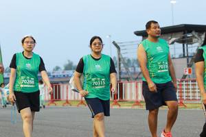 BIB: 7031, 70288, 70315
                            <button type="button" onclick="openModal(10539604)" class="btn btn-primary btn-sm float-right btn-popup" data-toggle="modal" data-target=".modal-high-quality">
                        <i class="fas fa-shopping-cart"></i> Add to Cart
                    </button>
                                            <button type="button" onclick="isThisMe(10539604, true)" class="btn btn-success btn-sm float-right btn-popup btn-isme hidden" data-toggle="tooltip" data-placement="bottom" title="นี่คือรูปของคุณใช่ไหม คลิกที่นี่เพื่อเอาเข้าอัลบั้ม">
                        <i class="fas fa-plus"></i> Add to album
                    </button>
                    <button type="button" onclick="isThisMe(10539604, false)" class="btn btn-warning btn-sm float-right btn-popup btn-isnotme hidden">
                        <i class="fas fa-ban"></i> Remove from album
                    </button>