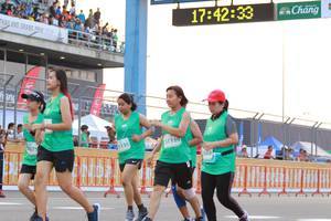 BIB: 174233, 139, 1135
                            <button type="button" onclick="openModal(10538455)" class="btn btn-primary btn-sm float-right btn-popup" data-toggle="modal" data-target=".modal-high-quality">
                        <i class="fas fa-shopping-cart"></i> Add to Cart
                    </button>
                                            <button type="button" onclick="isThisMe(10538455, true)" class="btn btn-success btn-sm float-right btn-popup btn-isme hidden" data-toggle="tooltip" data-placement="bottom" title="นี่คือรูปของคุณใช่ไหม คลิกที่นี่เพื่อเอาเข้าอัลบั้ม">
                        <i class="fas fa-plus"></i> Add to album
                    </button>
                    <button type="button" onclick="isThisMe(10538455, false)" class="btn btn-warning btn-sm float-right btn-popup btn-isnotme hidden">
                        <i class="fas fa-ban"></i> Remove from album
                    </button>