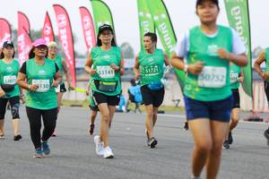 BIB: 31721, 3141, 50752, 2877, 130
                            <button type="button" onclick="openModal(10539117)" class="btn btn-primary btn-sm float-right btn-popup" data-toggle="modal" data-target=".modal-high-quality">
                        <i class="fas fa-shopping-cart"></i> Add to Cart
                    </button>
                                            <button type="button" onclick="isThisMe(10539117, true)" class="btn btn-success btn-sm float-right btn-popup btn-isme hidden" data-toggle="tooltip" data-placement="bottom" title="นี่คือรูปของคุณใช่ไหม คลิกที่นี่เพื่อเอาเข้าอัลบั้ม">
                        <i class="fas fa-plus"></i> Add to album
                    </button>
                    <button type="button" onclick="isThisMe(10539117, false)" class="btn btn-warning btn-sm float-right btn-popup btn-isnotme hidden">
                        <i class="fas fa-ban"></i> Remove from album
                    </button>