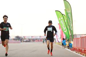 BIB: 52473
                            <button type="button" onclick="openModal(10530406)" class="btn btn-primary btn-sm float-right btn-popup" data-toggle="modal" data-target=".modal-high-quality">
                        <i class="fas fa-shopping-cart"></i> Add to Cart
                    </button>
                                            <button type="button" onclick="isThisMe(10530406, true)" class="btn btn-success btn-sm float-right btn-popup btn-isme hidden" data-toggle="tooltip" data-placement="bottom" title="นี่คือรูปของคุณใช่ไหม คลิกที่นี่เพื่อเอาเข้าอัลบั้ม">
                        <i class="fas fa-plus"></i> Add to album
                    </button>
                    <button type="button" onclick="isThisMe(10530406, false)" class="btn btn-warning btn-sm float-right btn-popup btn-isnotme hidden">
                        <i class="fas fa-ban"></i> Remove from album
                    </button>