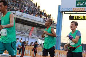 BIB: 17395, 80713, 5260
                            <button type="button" onclick="openModal(10538139)" class="btn btn-primary btn-sm float-right btn-popup" data-toggle="modal" data-target=".modal-high-quality">
                        <i class="fas fa-shopping-cart"></i> Add to Cart
                    </button>
                                            <button type="button" onclick="isThisMe(10538139, true)" class="btn btn-success btn-sm float-right btn-popup btn-isme hidden" data-toggle="tooltip" data-placement="bottom" title="นี่คือรูปของคุณใช่ไหม คลิกที่นี่เพื่อเอาเข้าอัลบั้ม">
                        <i class="fas fa-plus"></i> Add to album
                    </button>
                    <button type="button" onclick="isThisMe(10538139, false)" class="btn btn-warning btn-sm float-right btn-popup btn-isnotme hidden">
                        <i class="fas fa-ban"></i> Remove from album
                    </button>