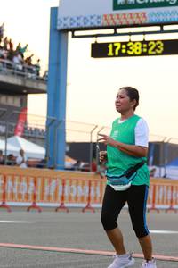 BIB: 1738
                            <button type="button" onclick="openModal(10537532)" class="btn btn-primary btn-sm float-right btn-popup" data-toggle="modal" data-target=".modal-high-quality">
                        <i class="fas fa-shopping-cart"></i> Add to Cart
                    </button>
                                            <button type="button" onclick="isThisMe(10537532, true)" class="btn btn-success btn-sm float-right btn-popup btn-isme hidden" data-toggle="tooltip" data-placement="bottom" title="นี่คือรูปของคุณใช่ไหม คลิกที่นี่เพื่อเอาเข้าอัลบั้ม">
                        <i class="fas fa-plus"></i> Add to album
                    </button>
                    <button type="button" onclick="isThisMe(10537532, false)" class="btn btn-warning btn-sm float-right btn-popup btn-isnotme hidden">
                        <i class="fas fa-ban"></i> Remove from album
                    </button>