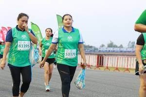 BIB: 83395, 53170
                            <button type="button" onclick="openModal(10539401)" class="btn btn-primary btn-sm float-right btn-popup" data-toggle="modal" data-target=".modal-high-quality">
                        <i class="fas fa-shopping-cart"></i> Add to Cart
                    </button>
                                            <button type="button" onclick="isThisMe(10539401, true)" class="btn btn-success btn-sm float-right btn-popup btn-isme hidden" data-toggle="tooltip" data-placement="bottom" title="นี่คือรูปของคุณใช่ไหม คลิกที่นี่เพื่อเอาเข้าอัลบั้ม">
                        <i class="fas fa-plus"></i> Add to album
                    </button>
                    <button type="button" onclick="isThisMe(10539401, false)" class="btn btn-warning btn-sm float-right btn-popup btn-isnotme hidden">
                        <i class="fas fa-ban"></i> Remove from album
                    </button>