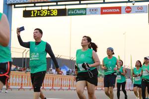 BIB: 173930, 52081, 1707, 52192
                            <button type="button" onclick="openModal(10537948)" class="btn btn-primary btn-sm float-right btn-popup" data-toggle="modal" data-target=".modal-high-quality">
                        <i class="fas fa-shopping-cart"></i> Add to Cart
                    </button>
                                            <button type="button" onclick="isThisMe(10537948, true)" class="btn btn-success btn-sm float-right btn-popup btn-isme hidden" data-toggle="tooltip" data-placement="bottom" title="นี่คือรูปของคุณใช่ไหม คลิกที่นี่เพื่อเอาเข้าอัลบั้ม">
                        <i class="fas fa-plus"></i> Add to album
                    </button>
                    <button type="button" onclick="isThisMe(10537948, false)" class="btn btn-warning btn-sm float-right btn-popup btn-isnotme hidden">
                        <i class="fas fa-ban"></i> Remove from album
                    </button>