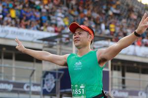 BIB: 1851
                            <button type="button" onclick="openModal(10531429)" class="btn btn-primary btn-sm float-right btn-popup" data-toggle="modal" data-target=".modal-high-quality">
                        <i class="fas fa-shopping-cart"></i> Add to Cart
                    </button>
                                            <button type="button" onclick="isThisMe(10531429, true)" class="btn btn-success btn-sm float-right btn-popup btn-isme hidden" data-toggle="tooltip" data-placement="bottom" title="นี่คือรูปของคุณใช่ไหม คลิกที่นี่เพื่อเอาเข้าอัลบั้ม">
                        <i class="fas fa-plus"></i> Add to album
                    </button>
                    <button type="button" onclick="isThisMe(10531429, false)" class="btn btn-warning btn-sm float-right btn-popup btn-isnotme hidden">
                        <i class="fas fa-ban"></i> Remove from album
                    </button>