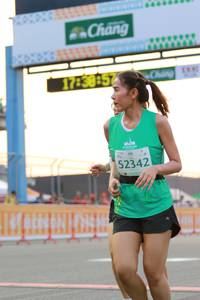 BIB: 1738, 52342
                            <button type="button" onclick="openModal(10533388)" class="btn btn-primary btn-sm float-right btn-popup" data-toggle="modal" data-target=".modal-high-quality">
                        <i class="fas fa-shopping-cart"></i> Add to Cart
                    </button>
                                            <button type="button" onclick="isThisMe(10533388, true)" class="btn btn-success btn-sm float-right btn-popup btn-isme hidden" data-toggle="tooltip" data-placement="bottom" title="นี่คือรูปของคุณใช่ไหม คลิกที่นี่เพื่อเอาเข้าอัลบั้ม">
                        <i class="fas fa-plus"></i> Add to album
                    </button>
                    <button type="button" onclick="isThisMe(10533388, false)" class="btn btn-warning btn-sm float-right btn-popup btn-isnotme hidden">
                        <i class="fas fa-ban"></i> Remove from album
                    </button>