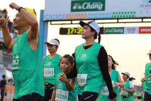 BIB: 1738, 52392, 1300, 509, 52230
                            <button type="button" onclick="openModal(10538001)" class="btn btn-primary btn-sm float-right btn-popup" data-toggle="modal" data-target=".modal-high-quality">
                        <i class="fas fa-shopping-cart"></i> Add to Cart
                    </button>
                                            <button type="button" onclick="isThisMe(10538001, true)" class="btn btn-success btn-sm float-right btn-popup btn-isme hidden" data-toggle="tooltip" data-placement="bottom" title="นี่คือรูปของคุณใช่ไหม คลิกที่นี่เพื่อเอาเข้าอัลบั้ม">
                        <i class="fas fa-plus"></i> Add to album
                    </button>
                    <button type="button" onclick="isThisMe(10538001, false)" class="btn btn-warning btn-sm float-right btn-popup btn-isnotme hidden">
                        <i class="fas fa-ban"></i> Remove from album
                    </button>