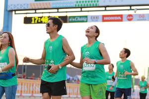 BIB: 1748, 52552, 51617
                            <button type="button" onclick="openModal(10538312)" class="btn btn-primary btn-sm float-right btn-popup" data-toggle="modal" data-target=".modal-high-quality">
                        <i class="fas fa-shopping-cart"></i> Add to Cart
                    </button>
                                            <button type="button" onclick="isThisMe(10538312, true)" class="btn btn-success btn-sm float-right btn-popup btn-isme hidden" data-toggle="tooltip" data-placement="bottom" title="นี่คือรูปของคุณใช่ไหม คลิกที่นี่เพื่อเอาเข้าอัลบั้ม">
                        <i class="fas fa-plus"></i> Add to album
                    </button>
                    <button type="button" onclick="isThisMe(10538312, false)" class="btn btn-warning btn-sm float-right btn-popup btn-isnotme hidden">
                        <i class="fas fa-ban"></i> Remove from album
                    </button>