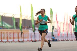 BIB: 0930
                            <button type="button" onclick="openModal(10530447)" class="btn btn-primary btn-sm float-right btn-popup" data-toggle="modal" data-target=".modal-high-quality">
                        <i class="fas fa-shopping-cart"></i> Add to Cart
                    </button>
                                            <button type="button" onclick="isThisMe(10530447, true)" class="btn btn-success btn-sm float-right btn-popup btn-isme hidden" data-toggle="tooltip" data-placement="bottom" title="นี่คือรูปของคุณใช่ไหม คลิกที่นี่เพื่อเอาเข้าอัลบั้ม">
                        <i class="fas fa-plus"></i> Add to album
                    </button>
                    <button type="button" onclick="isThisMe(10530447, false)" class="btn btn-warning btn-sm float-right btn-popup btn-isnotme hidden">
                        <i class="fas fa-ban"></i> Remove from album
                    </button>