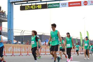 BIB: 174348, 41932, 387, 50753
                            <button type="button" onclick="openModal(10538574)" class="btn btn-primary btn-sm float-right btn-popup" data-toggle="modal" data-target=".modal-high-quality">
                        <i class="fas fa-shopping-cart"></i> Add to Cart
                    </button>
                                            <button type="button" onclick="isThisMe(10538574, true)" class="btn btn-success btn-sm float-right btn-popup btn-isme hidden" data-toggle="tooltip" data-placement="bottom" title="นี่คือรูปของคุณใช่ไหม คลิกที่นี่เพื่อเอาเข้าอัลบั้ม">
                        <i class="fas fa-plus"></i> Add to album
                    </button>
                    <button type="button" onclick="isThisMe(10538574, false)" class="btn btn-warning btn-sm float-right btn-popup btn-isnotme hidden">
                        <i class="fas fa-ban"></i> Remove from album
                    </button>