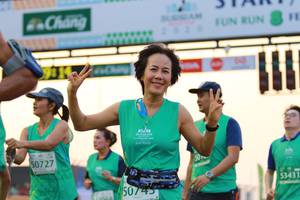 BIB: 50727, 53431, 50745
                            <button type="button" onclick="openModal(10537902)" class="btn btn-primary btn-sm float-right btn-popup" data-toggle="modal" data-target=".modal-high-quality">
                        <i class="fas fa-shopping-cart"></i> Add to Cart
                    </button>
                                            <button type="button" onclick="isThisMe(10537902, true)" class="btn btn-success btn-sm float-right btn-popup btn-isme hidden" data-toggle="tooltip" data-placement="bottom" title="นี่คือรูปของคุณใช่ไหม คลิกที่นี่เพื่อเอาเข้าอัลบั้ม">
                        <i class="fas fa-plus"></i> Add to album
                    </button>
                    <button type="button" onclick="isThisMe(10537902, false)" class="btn btn-warning btn-sm float-right btn-popup btn-isnotme hidden">
                        <i class="fas fa-ban"></i> Remove from album
                    </button>