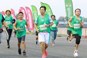 BIB: 5077, 0033, 8085, 50531, 
                            <button type="button" onclick="openModal(10539388)" class="btn btn-primary btn-sm float-right btn-popup" data-toggle="modal" data-target=".modal-high-quality">
                        <i class="fas fa-shopping-cart"></i> Add to Cart
                    </button>
                                            <button type="button" onclick="isThisMe(10539388, true)" class="btn btn-success btn-sm float-right btn-popup btn-isme hidden" data-toggle="tooltip" data-placement="bottom" title="นี่คือรูปของคุณใช่ไหม คลิกที่นี่เพื่อเอาเข้าอัลบั้ม">
                        <i class="fas fa-plus"></i> Add to album
                    </button>
                    <button type="button" onclick="isThisMe(10539388, false)" class="btn btn-warning btn-sm float-right btn-popup btn-isnotme hidden">
                        <i class="fas fa-ban"></i> Remove from album
                    </button>