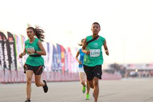 BIB: 52994
                            <button type="button" onclick="openModal(10530445)" class="btn btn-primary btn-sm float-right btn-popup" data-toggle="modal" data-target=".modal-high-quality">
                        <i class="fas fa-shopping-cart"></i> Add to Cart
                    </button>
                                            <button type="button" onclick="isThisMe(10530445, true)" class="btn btn-success btn-sm float-right btn-popup btn-isme hidden" data-toggle="tooltip" data-placement="bottom" title="นี่คือรูปของคุณใช่ไหม คลิกที่นี่เพื่อเอาเข้าอัลบั้ม">
                        <i class="fas fa-plus"></i> Add to album
                    </button>
                    <button type="button" onclick="isThisMe(10530445, false)" class="btn btn-warning btn-sm float-right btn-popup btn-isnotme hidden">
                        <i class="fas fa-ban"></i> Remove from album
                    </button>