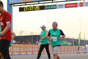 BIB: 173725, 158, 
                            <button type="button" onclick="openModal(10535701)" class="btn btn-primary btn-sm float-right btn-popup" data-toggle="modal" data-target=".modal-high-quality">
                        <i class="fas fa-shopping-cart"></i> Add to Cart
                    </button>
                                            <button type="button" onclick="isThisMe(10535701, true)" class="btn btn-success btn-sm float-right btn-popup btn-isme hidden" data-toggle="tooltip" data-placement="bottom" title="นี่คือรูปของคุณใช่ไหม คลิกที่นี่เพื่อเอาเข้าอัลบั้ม">
                        <i class="fas fa-plus"></i> Add to album
                    </button>
                    <button type="button" onclick="isThisMe(10535701, false)" class="btn btn-warning btn-sm float-right btn-popup btn-isnotme hidden">
                        <i class="fas fa-ban"></i> Remove from album
                    </button>