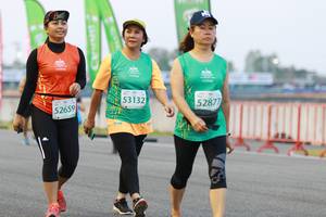 BIB: 53132, 52877, 52659
                            <button type="button" onclick="openModal(10539154)" class="btn btn-primary btn-sm float-right btn-popup" data-toggle="modal" data-target=".modal-high-quality">
                        <i class="fas fa-shopping-cart"></i> Add to Cart
                    </button>
                                            <button type="button" onclick="isThisMe(10539154, true)" class="btn btn-success btn-sm float-right btn-popup btn-isme hidden" data-toggle="tooltip" data-placement="bottom" title="นี่คือรูปของคุณใช่ไหม คลิกที่นี่เพื่อเอาเข้าอัลบั้ม">
                        <i class="fas fa-plus"></i> Add to album
                    </button>
                    <button type="button" onclick="isThisMe(10539154, false)" class="btn btn-warning btn-sm float-right btn-popup btn-isnotme hidden">
                        <i class="fas fa-ban"></i> Remove from album
                    </button>