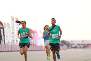 BIB: 50930, 52994, 117
                            <button type="button" onclick="openModal(10530442)" class="btn btn-primary btn-sm float-right btn-popup" data-toggle="modal" data-target=".modal-high-quality">
                        <i class="fas fa-shopping-cart"></i> Add to Cart
                    </button>
                                            <button type="button" onclick="isThisMe(10530442, true)" class="btn btn-success btn-sm float-right btn-popup btn-isme hidden" data-toggle="tooltip" data-placement="bottom" title="นี่คือรูปของคุณใช่ไหม คลิกที่นี่เพื่อเอาเข้าอัลบั้ม">
                        <i class="fas fa-plus"></i> Add to album
                    </button>
                    <button type="button" onclick="isThisMe(10530442, false)" class="btn btn-warning btn-sm float-right btn-popup btn-isnotme hidden">
                        <i class="fas fa-ban"></i> Remove from album
                    </button>