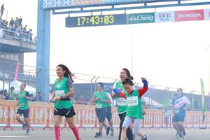 BIB: 174303, 52611, 0119, 52715, 52226
                            <button type="button" onclick="openModal(10538509)" class="btn btn-primary btn-sm float-right btn-popup" data-toggle="modal" data-target=".modal-high-quality">
                        <i class="fas fa-shopping-cart"></i> Add to Cart
                    </button>
                                            <button type="button" onclick="isThisMe(10538509, true)" class="btn btn-success btn-sm float-right btn-popup btn-isme hidden" data-toggle="tooltip" data-placement="bottom" title="นี่คือรูปของคุณใช่ไหม คลิกที่นี่เพื่อเอาเข้าอัลบั้ม">
                        <i class="fas fa-plus"></i> Add to album
                    </button>
                    <button type="button" onclick="isThisMe(10538509, false)" class="btn btn-warning btn-sm float-right btn-popup btn-isnotme hidden">
                        <i class="fas fa-ban"></i> Remove from album
                    </button>