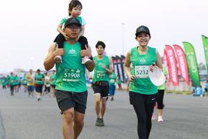 BIB: 5232, 51908, 19105
                            <button type="button" onclick="openModal(10539188)" class="btn btn-primary btn-sm float-right btn-popup" data-toggle="modal" data-target=".modal-high-quality">
                        <i class="fas fa-shopping-cart"></i> Add to Cart
                    </button>
                                            <button type="button" onclick="isThisMe(10539188, true)" class="btn btn-success btn-sm float-right btn-popup btn-isme hidden" data-toggle="tooltip" data-placement="bottom" title="นี่คือรูปของคุณใช่ไหม คลิกที่นี่เพื่อเอาเข้าอัลบั้ม">
                        <i class="fas fa-plus"></i> Add to album
                    </button>
                    <button type="button" onclick="isThisMe(10539188, false)" class="btn btn-warning btn-sm float-right btn-popup btn-isnotme hidden">
                        <i class="fas fa-ban"></i> Remove from album
                    </button>