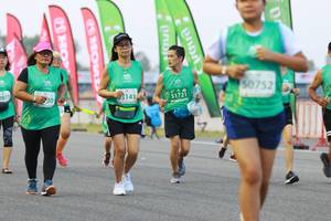 BIB: 50752, 3141
                            <button type="button" onclick="openModal(10539119)" class="btn btn-primary btn-sm float-right btn-popup" data-toggle="modal" data-target=".modal-high-quality">
                        <i class="fas fa-shopping-cart"></i> Add to Cart
                    </button>
                                            <button type="button" onclick="isThisMe(10539119, true)" class="btn btn-success btn-sm float-right btn-popup btn-isme hidden" data-toggle="tooltip" data-placement="bottom" title="นี่คือรูปของคุณใช่ไหม คลิกที่นี่เพื่อเอาเข้าอัลบั้ม">
                        <i class="fas fa-plus"></i> Add to album
                    </button>
                    <button type="button" onclick="isThisMe(10539119, false)" class="btn btn-warning btn-sm float-right btn-popup btn-isnotme hidden">
                        <i class="fas fa-ban"></i> Remove from album
                    </button>