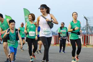 BIB: 50663, 50682, 50023
                            <button type="button" onclick="openModal(10539571)" class="btn btn-primary btn-sm float-right btn-popup" data-toggle="modal" data-target=".modal-high-quality">
                        <i class="fas fa-shopping-cart"></i> Add to Cart
                    </button>
                                            <button type="button" onclick="isThisMe(10539571, true)" class="btn btn-success btn-sm float-right btn-popup btn-isme hidden" data-toggle="tooltip" data-placement="bottom" title="นี่คือรูปของคุณใช่ไหม คลิกที่นี่เพื่อเอาเข้าอัลบั้ม">
                        <i class="fas fa-plus"></i> Add to album
                    </button>
                    <button type="button" onclick="isThisMe(10539571, false)" class="btn btn-warning btn-sm float-right btn-popup btn-isnotme hidden">
                        <i class="fas fa-ban"></i> Remove from album
                    </button>