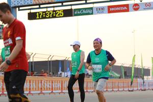 BIB: 173725, 387, 33158
                            <button type="button" onclick="openModal(10535702)" class="btn btn-primary btn-sm float-right btn-popup" data-toggle="modal" data-target=".modal-high-quality">
                        <i class="fas fa-shopping-cart"></i> Add to Cart
                    </button>
                                            <button type="button" onclick="isThisMe(10535702, true)" class="btn btn-success btn-sm float-right btn-popup btn-isme hidden" data-toggle="tooltip" data-placement="bottom" title="นี่คือรูปของคุณใช่ไหม คลิกที่นี่เพื่อเอาเข้าอัลบั้ม">
                        <i class="fas fa-plus"></i> Add to album
                    </button>
                    <button type="button" onclick="isThisMe(10535702, false)" class="btn btn-warning btn-sm float-right btn-popup btn-isnotme hidden">
                        <i class="fas fa-ban"></i> Remove from album
                    </button>