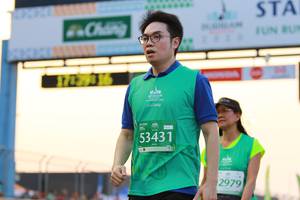 BIB: 53431, 2979
                            <button type="button" onclick="openModal(10537896)" class="btn btn-primary btn-sm float-right btn-popup" data-toggle="modal" data-target=".modal-high-quality">
                        <i class="fas fa-shopping-cart"></i> Add to Cart
                    </button>
                                            <button type="button" onclick="isThisMe(10537896, true)" class="btn btn-success btn-sm float-right btn-popup btn-isme hidden" data-toggle="tooltip" data-placement="bottom" title="นี่คือรูปของคุณใช่ไหม คลิกที่นี่เพื่อเอาเข้าอัลบั้ม">
                        <i class="fas fa-plus"></i> Add to album
                    </button>
                    <button type="button" onclick="isThisMe(10537896, false)" class="btn btn-warning btn-sm float-right btn-popup btn-isnotme hidden">
                        <i class="fas fa-ban"></i> Remove from album
                    </button>