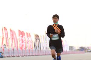 BIB: 32600
                            <button type="button" onclick="openModal(10530426)" class="btn btn-primary btn-sm float-right btn-popup" data-toggle="modal" data-target=".modal-high-quality">
                        <i class="fas fa-shopping-cart"></i> Add to Cart
                    </button>
                                            <button type="button" onclick="isThisMe(10530426, true)" class="btn btn-success btn-sm float-right btn-popup btn-isme hidden" data-toggle="tooltip" data-placement="bottom" title="นี่คือรูปของคุณใช่ไหม คลิกที่นี่เพื่อเอาเข้าอัลบั้ม">
                        <i class="fas fa-plus"></i> Add to album
                    </button>
                    <button type="button" onclick="isThisMe(10530426, false)" class="btn btn-warning btn-sm float-right btn-popup btn-isnotme hidden">
                        <i class="fas fa-ban"></i> Remove from album
                    </button>