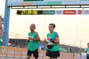 BIB: 2020, 173956, 2682
                            <button type="button" onclick="openModal(10538117)" class="btn btn-primary btn-sm float-right btn-popup" data-toggle="modal" data-target=".modal-high-quality">
                        <i class="fas fa-shopping-cart"></i> Add to Cart
                    </button>
                                            <button type="button" onclick="isThisMe(10538117, true)" class="btn btn-success btn-sm float-right btn-popup btn-isme hidden" data-toggle="tooltip" data-placement="bottom" title="นี่คือรูปของคุณใช่ไหม คลิกที่นี่เพื่อเอาเข้าอัลบั้ม">
                        <i class="fas fa-plus"></i> Add to album
                    </button>
                    <button type="button" onclick="isThisMe(10538117, false)" class="btn btn-warning btn-sm float-right btn-popup btn-isnotme hidden">
                        <i class="fas fa-ban"></i> Remove from album
                    </button>