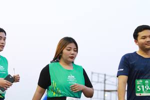 BIB: 519
                            <button type="button" onclick="openModal(10538784)" class="btn btn-primary btn-sm float-right btn-popup" data-toggle="modal" data-target=".modal-high-quality">
                        <i class="fas fa-shopping-cart"></i> Add to Cart
                    </button>
                                            <button type="button" onclick="isThisMe(10538784, true)" class="btn btn-success btn-sm float-right btn-popup btn-isme hidden" data-toggle="tooltip" data-placement="bottom" title="นี่คือรูปของคุณใช่ไหม คลิกที่นี่เพื่อเอาเข้าอัลบั้ม">
                        <i class="fas fa-plus"></i> Add to album
                    </button>
                    <button type="button" onclick="isThisMe(10538784, false)" class="btn btn-warning btn-sm float-right btn-popup btn-isnotme hidden">
                        <i class="fas fa-ban"></i> Remove from album
                    </button>