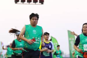 BIB: 474, 50140
                            <button type="button" onclick="openModal(10538883)" class="btn btn-primary btn-sm float-right btn-popup" data-toggle="modal" data-target=".modal-high-quality">
                        <i class="fas fa-shopping-cart"></i> Add to Cart
                    </button>
                                            <button type="button" onclick="isThisMe(10538883, true)" class="btn btn-success btn-sm float-right btn-popup btn-isme hidden" data-toggle="tooltip" data-placement="bottom" title="นี่คือรูปของคุณใช่ไหม คลิกที่นี่เพื่อเอาเข้าอัลบั้ม">
                        <i class="fas fa-plus"></i> Add to album
                    </button>
                    <button type="button" onclick="isThisMe(10538883, false)" class="btn btn-warning btn-sm float-right btn-popup btn-isnotme hidden">
                        <i class="fas fa-ban"></i> Remove from album
                    </button>