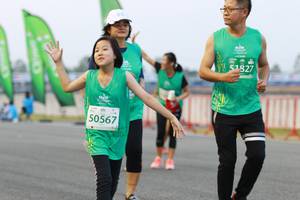 BIB: 51827, 50567
                            <button type="button" onclick="openModal(10539270)" class="btn btn-primary btn-sm float-right btn-popup" data-toggle="modal" data-target=".modal-high-quality">
                        <i class="fas fa-shopping-cart"></i> Add to Cart
                    </button>
                                            <button type="button" onclick="isThisMe(10539270, true)" class="btn btn-success btn-sm float-right btn-popup btn-isme hidden" data-toggle="tooltip" data-placement="bottom" title="นี่คือรูปของคุณใช่ไหม คลิกที่นี่เพื่อเอาเข้าอัลบั้ม">
                        <i class="fas fa-plus"></i> Add to album
                    </button>
                    <button type="button" onclick="isThisMe(10539270, false)" class="btn btn-warning btn-sm float-right btn-popup btn-isnotme hidden">
                        <i class="fas fa-ban"></i> Remove from album
                    </button>