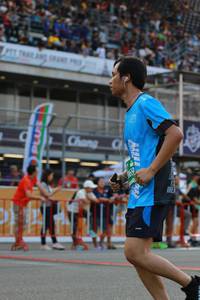 BIB: 169
                            <button type="button" onclick="openModal(10537311)" class="btn btn-primary btn-sm float-right btn-popup" data-toggle="modal" data-target=".modal-high-quality">
                        <i class="fas fa-shopping-cart"></i> Add to Cart
                    </button>
                                            <button type="button" onclick="isThisMe(10537311, true)" class="btn btn-success btn-sm float-right btn-popup btn-isme hidden" data-toggle="tooltip" data-placement="bottom" title="นี่คือรูปของคุณใช่ไหม คลิกที่นี่เพื่อเอาเข้าอัลบั้ม">
                        <i class="fas fa-plus"></i> Add to album
                    </button>
                    <button type="button" onclick="isThisMe(10537311, false)" class="btn btn-warning btn-sm float-right btn-popup btn-isnotme hidden">
                        <i class="fas fa-ban"></i> Remove from album
                    </button>