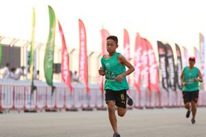 BIB: 1538
                            <button type="button" onclick="openModal(10531373)" class="btn btn-primary btn-sm float-right btn-popup" data-toggle="modal" data-target=".modal-high-quality">
                        <i class="fas fa-shopping-cart"></i> Add to Cart
                    </button>
                                            <button type="button" onclick="isThisMe(10531373, true)" class="btn btn-success btn-sm float-right btn-popup btn-isme hidden" data-toggle="tooltip" data-placement="bottom" title="นี่คือรูปของคุณใช่ไหม คลิกที่นี่เพื่อเอาเข้าอัลบั้ม">
                        <i class="fas fa-plus"></i> Add to album
                    </button>
                    <button type="button" onclick="isThisMe(10531373, false)" class="btn btn-warning btn-sm float-right btn-popup btn-isnotme hidden">
                        <i class="fas fa-ban"></i> Remove from album
                    </button>