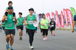 BIB: 5232, 19105, 51908
                            <button type="button" onclick="openModal(10539187)" class="btn btn-primary btn-sm float-right btn-popup" data-toggle="modal" data-target=".modal-high-quality">
                        <i class="fas fa-shopping-cart"></i> Add to Cart
                    </button>
                                            <button type="button" onclick="isThisMe(10539187, true)" class="btn btn-success btn-sm float-right btn-popup btn-isme hidden" data-toggle="tooltip" data-placement="bottom" title="นี่คือรูปของคุณใช่ไหม คลิกที่นี่เพื่อเอาเข้าอัลบั้ม">
                        <i class="fas fa-plus"></i> Add to album
                    </button>
                    <button type="button" onclick="isThisMe(10539187, false)" class="btn btn-warning btn-sm float-right btn-popup btn-isnotme hidden">
                        <i class="fas fa-ban"></i> Remove from album
                    </button>