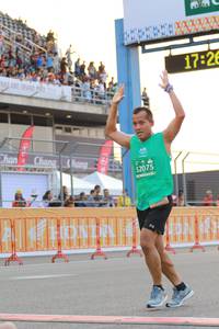 BIB: 1726, 52075
                            <button type="button" onclick="openModal(10531654)" class="btn btn-primary btn-sm float-right btn-popup" data-toggle="modal" data-target=".modal-high-quality">
                        <i class="fas fa-shopping-cart"></i> Add to Cart
                    </button>
                                            <button type="button" onclick="isThisMe(10531654, true)" class="btn btn-success btn-sm float-right btn-popup btn-isme hidden" data-toggle="tooltip" data-placement="bottom" title="นี่คือรูปของคุณใช่ไหม คลิกที่นี่เพื่อเอาเข้าอัลบั้ม">
                        <i class="fas fa-plus"></i> Add to album
                    </button>
                    <button type="button" onclick="isThisMe(10531654, false)" class="btn btn-warning btn-sm float-right btn-popup btn-isnotme hidden">
                        <i class="fas fa-ban"></i> Remove from album
                    </button>