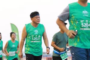 BIB: 5204, 52021, 3059, 50712
                            <button type="button" onclick="openModal(10538643)" class="btn btn-primary btn-sm float-right btn-popup" data-toggle="modal" data-target=".modal-high-quality">
                        <i class="fas fa-shopping-cart"></i> Add to Cart
                    </button>
                                            <button type="button" onclick="isThisMe(10538643, true)" class="btn btn-success btn-sm float-right btn-popup btn-isme hidden" data-toggle="tooltip" data-placement="bottom" title="นี่คือรูปของคุณใช่ไหม คลิกที่นี่เพื่อเอาเข้าอัลบั้ม">
                        <i class="fas fa-plus"></i> Add to album
                    </button>
                    <button type="button" onclick="isThisMe(10538643, false)" class="btn btn-warning btn-sm float-right btn-popup btn-isnotme hidden">
                        <i class="fas fa-ban"></i> Remove from album
                    </button>