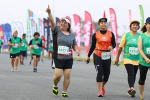 BIB: 50773, 53132, 52659
                            <button type="button" onclick="openModal(10539139)" class="btn btn-primary btn-sm float-right btn-popup" data-toggle="modal" data-target=".modal-high-quality">
                        <i class="fas fa-shopping-cart"></i> Add to Cart
                    </button>
                                            <button type="button" onclick="isThisMe(10539139, true)" class="btn btn-success btn-sm float-right btn-popup btn-isme hidden" data-toggle="tooltip" data-placement="bottom" title="นี่คือรูปของคุณใช่ไหม คลิกที่นี่เพื่อเอาเข้าอัลบั้ม">
                        <i class="fas fa-plus"></i> Add to album
                    </button>
                    <button type="button" onclick="isThisMe(10539139, false)" class="btn btn-warning btn-sm float-right btn-popup btn-isnotme hidden">
                        <i class="fas fa-ban"></i> Remove from album
                    </button>