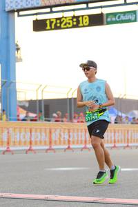 BIB: 172510, 51755
                            <button type="button" onclick="openModal(10531568)" class="btn btn-primary btn-sm float-right btn-popup" data-toggle="modal" data-target=".modal-high-quality">
                        <i class="fas fa-shopping-cart"></i> Add to Cart
                    </button>
                                            <button type="button" onclick="isThisMe(10531568, true)" class="btn btn-success btn-sm float-right btn-popup btn-isme hidden" data-toggle="tooltip" data-placement="bottom" title="นี่คือรูปของคุณใช่ไหม คลิกที่นี่เพื่อเอาเข้าอัลบั้ม">
                        <i class="fas fa-plus"></i> Add to album
                    </button>
                    <button type="button" onclick="isThisMe(10531568, false)" class="btn btn-warning btn-sm float-right btn-popup btn-isnotme hidden">
                        <i class="fas fa-ban"></i> Remove from album
                    </button>