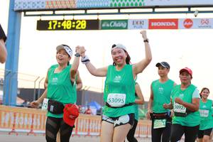 BIB: 1748, 53095, 5092, 3148, 51744
                            <button type="button" onclick="openModal(10538252)" class="btn btn-primary btn-sm float-right btn-popup" data-toggle="modal" data-target=".modal-high-quality">
                        <i class="fas fa-shopping-cart"></i> Add to Cart
                    </button>
                                            <button type="button" onclick="isThisMe(10538252, true)" class="btn btn-success btn-sm float-right btn-popup btn-isme hidden" data-toggle="tooltip" data-placement="bottom" title="นี่คือรูปของคุณใช่ไหม คลิกที่นี่เพื่อเอาเข้าอัลบั้ม">
                        <i class="fas fa-plus"></i> Add to album
                    </button>
                    <button type="button" onclick="isThisMe(10538252, false)" class="btn btn-warning btn-sm float-right btn-popup btn-isnotme hidden">
                        <i class="fas fa-ban"></i> Remove from album
                    </button>