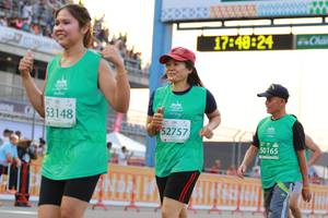 BIB: 1748, 53148, 52757, 50165
                            <button type="button" onclick="openModal(10538289)" class="btn btn-primary btn-sm float-right btn-popup" data-toggle="modal" data-target=".modal-high-quality">
                        <i class="fas fa-shopping-cart"></i> Add to Cart
                    </button>
                                            <button type="button" onclick="isThisMe(10538289, true)" class="btn btn-success btn-sm float-right btn-popup btn-isme hidden" data-toggle="tooltip" data-placement="bottom" title="นี่คือรูปของคุณใช่ไหม คลิกที่นี่เพื่อเอาเข้าอัลบั้ม">
                        <i class="fas fa-plus"></i> Add to album
                    </button>
                    <button type="button" onclick="isThisMe(10538289, false)" class="btn btn-warning btn-sm float-right btn-popup btn-isnotme hidden">
                        <i class="fas fa-ban"></i> Remove from album
                    </button>