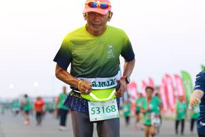 BIB: 53168
                            <button type="button" onclick="openModal(10539284)" class="btn btn-primary btn-sm float-right btn-popup" data-toggle="modal" data-target=".modal-high-quality">
                        <i class="fas fa-shopping-cart"></i> Add to Cart
                    </button>
                                            <button type="button" onclick="isThisMe(10539284, true)" class="btn btn-success btn-sm float-right btn-popup btn-isme hidden" data-toggle="tooltip" data-placement="bottom" title="นี่คือรูปของคุณใช่ไหม คลิกที่นี่เพื่อเอาเข้าอัลบั้ม">
                        <i class="fas fa-plus"></i> Add to album
                    </button>
                    <button type="button" onclick="isThisMe(10539284, false)" class="btn btn-warning btn-sm float-right btn-popup btn-isnotme hidden">
                        <i class="fas fa-ban"></i> Remove from album
                    </button>