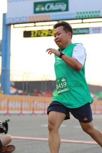 BIB: 177297, 0459
                            <button type="button" onclick="openModal(10532951)" class="btn btn-primary btn-sm float-right btn-popup" data-toggle="modal" data-target=".modal-high-quality">
                        <i class="fas fa-shopping-cart"></i> Add to Cart
                    </button>
                                            <button type="button" onclick="isThisMe(10532951, true)" class="btn btn-success btn-sm float-right btn-popup btn-isme hidden" data-toggle="tooltip" data-placement="bottom" title="นี่คือรูปของคุณใช่ไหม คลิกที่นี่เพื่อเอาเข้าอัลบั้ม">
                        <i class="fas fa-plus"></i> Add to album
                    </button>
                    <button type="button" onclick="isThisMe(10532951, false)" class="btn btn-warning btn-sm float-right btn-popup btn-isnotme hidden">
                        <i class="fas fa-ban"></i> Remove from album
                    </button>