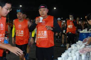 BIB: 21244, 81722, 214
                            <button type="button" onclick="openModal(10699977)" class="btn btn-primary btn-sm float-right btn-popup" data-toggle="modal" data-target=".modal-high-quality">
                        <i class="fas fa-shopping-cart"></i> Add to Cart
                    </button>
                                            <button type="button" onclick="isThisMe(10699977, true)" class="btn btn-success btn-sm float-right btn-popup btn-isme hidden" data-toggle="tooltip" data-placement="bottom" title="นี่คือรูปของคุณใช่ไหม คลิกที่นี่เพื่อเอาเข้าอัลบั้ม">
                        <i class="fas fa-plus"></i> Add to album
                    </button>
                    <button type="button" onclick="isThisMe(10699977, false)" class="btn btn-warning btn-sm float-right btn-popup btn-isnotme hidden">
                        <i class="fas fa-ban"></i> Remove from album
                    </button>