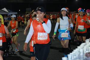 BIB: 29654, 28136, 24537
                            <button type="button" onclick="openModal(10699748)" class="btn btn-primary btn-sm float-right btn-popup" data-toggle="modal" data-target=".modal-high-quality">
                        <i class="fas fa-shopping-cart"></i> Add to Cart
                    </button>
                                            <button type="button" onclick="isThisMe(10699748, true)" class="btn btn-success btn-sm float-right btn-popup btn-isme hidden" data-toggle="tooltip" data-placement="bottom" title="นี่คือรูปของคุณใช่ไหม คลิกที่นี่เพื่อเอาเข้าอัลบั้ม">
                        <i class="fas fa-plus"></i> Add to album
                    </button>
                    <button type="button" onclick="isThisMe(10699748, false)" class="btn btn-warning btn-sm float-right btn-popup btn-isnotme hidden">
                        <i class="fas fa-ban"></i> Remove from album
                    </button>